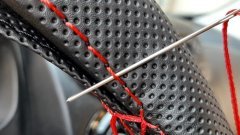 Dikmeli Direksiyon Kılıfı Hava Delikli Mum İpli Siyah Renk Kırmızı Dikişli Volkswagen Touran